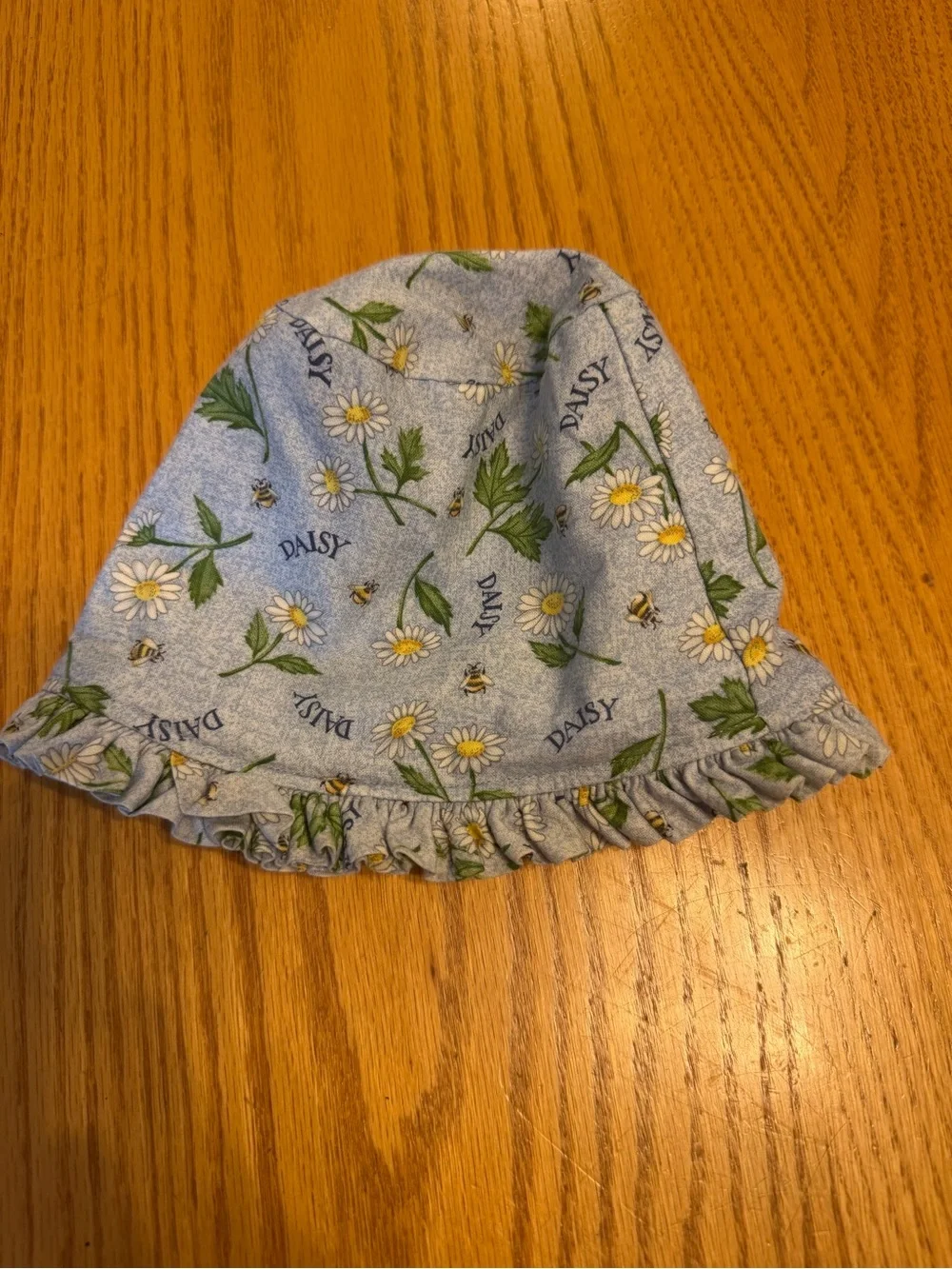 Longaberger Light Blue Daisy Print Ruffle Kids Sun Hat